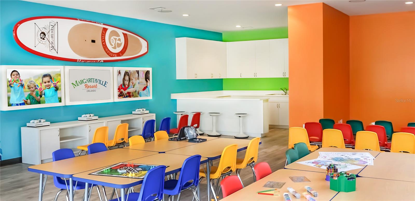 ROLLING OAKS PH 7 PB 30 PGS 167-169 LOT 92 - Residential