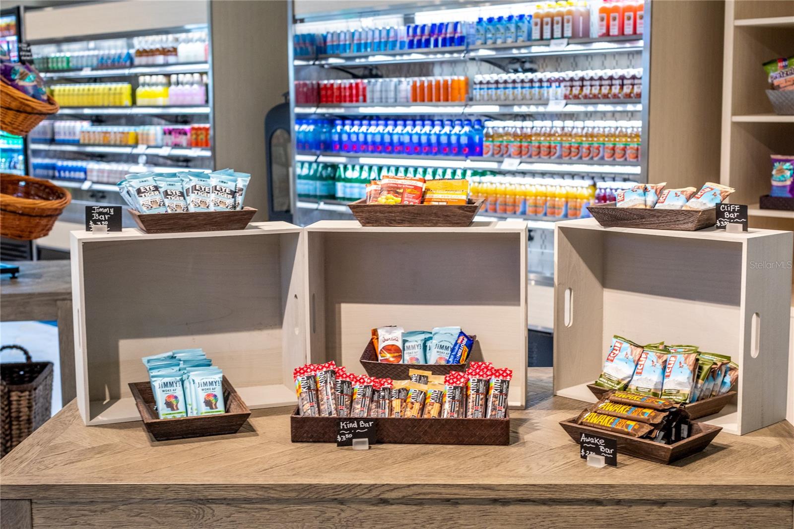 ROLLING OAKS PH 7 PB 30 PGS 167-169 LOT 92 - Residential