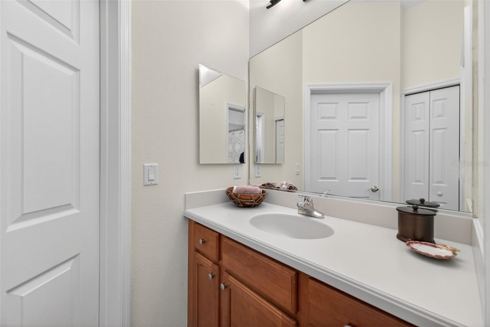 MIRAMAR LAGOONS AT LAKEWOOD RANCH II - Residential