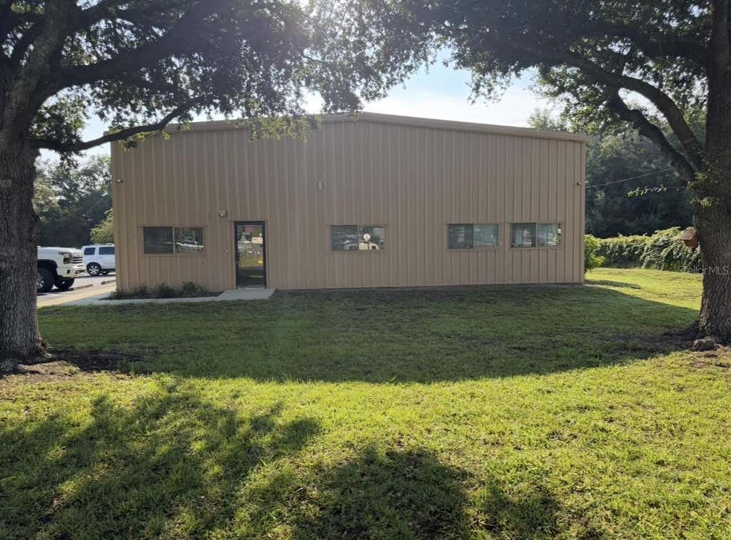 Photo of 483 NW 68th Avenue, Ocala, FL 34482 (MLS # OM731043)