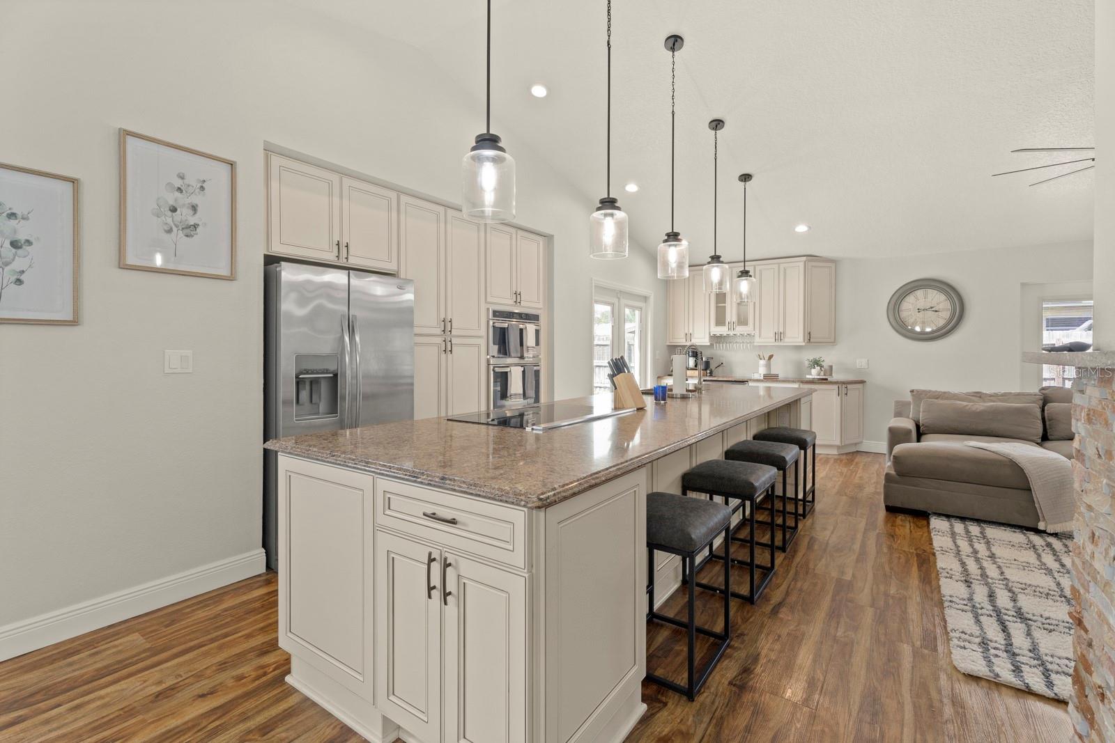 ROOSEVELT PLACE - Residential