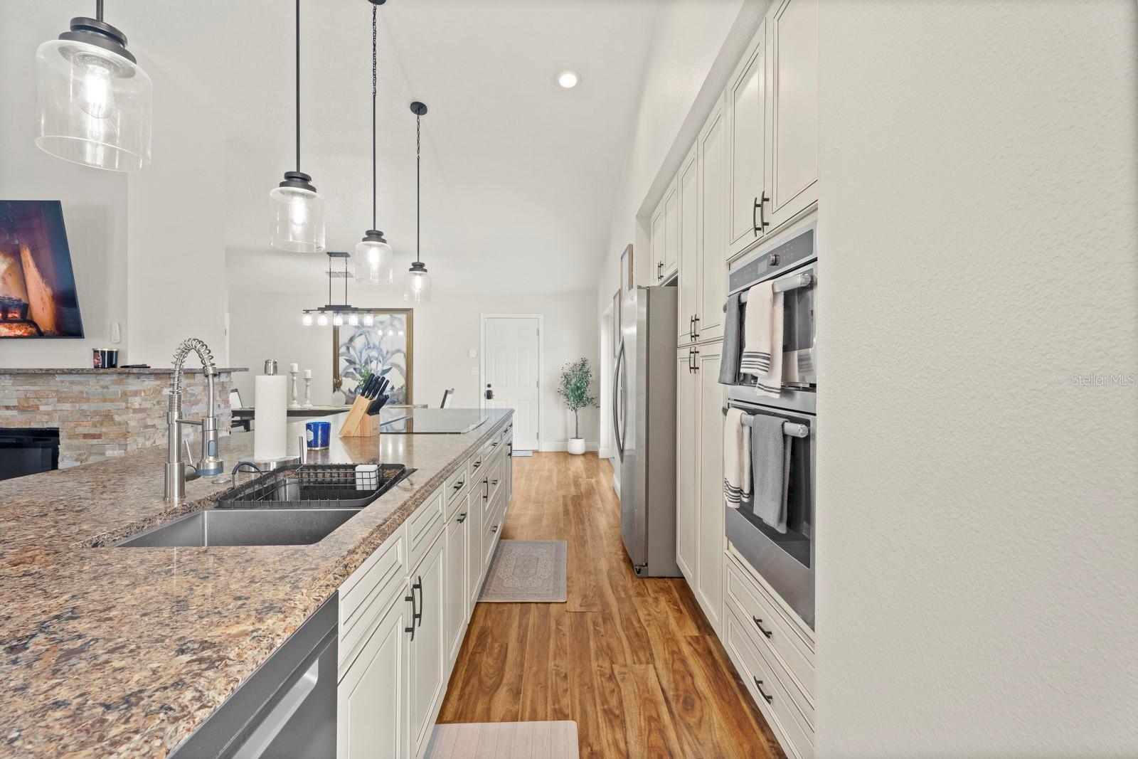 ROOSEVELT PLACE - Residential