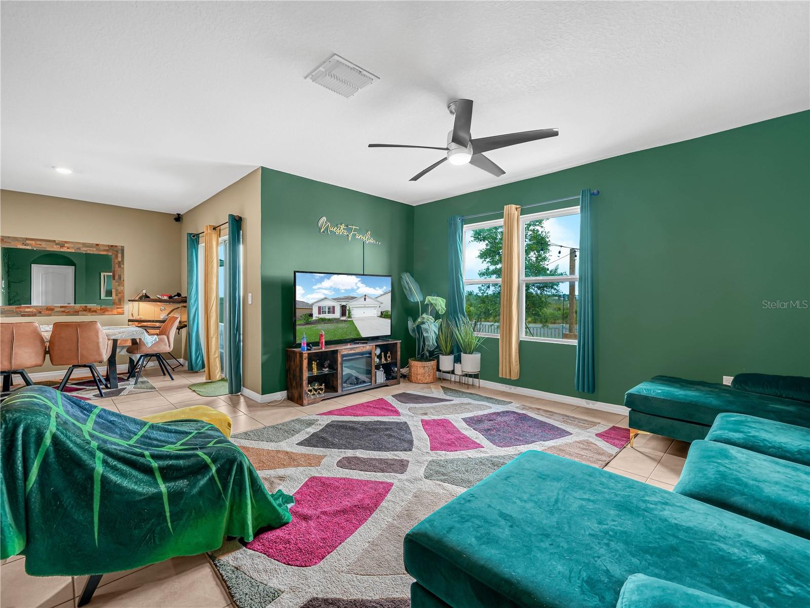3862 WHITNEY WAY