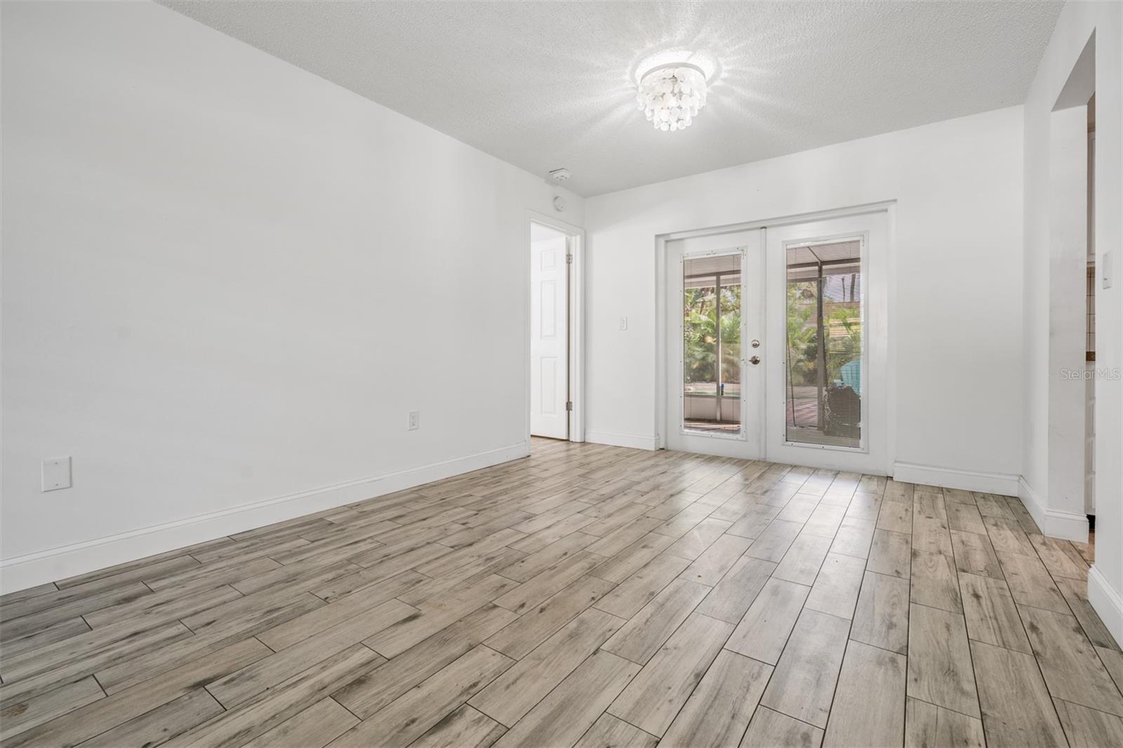 WILSHIRE ESTATES II - Residential
