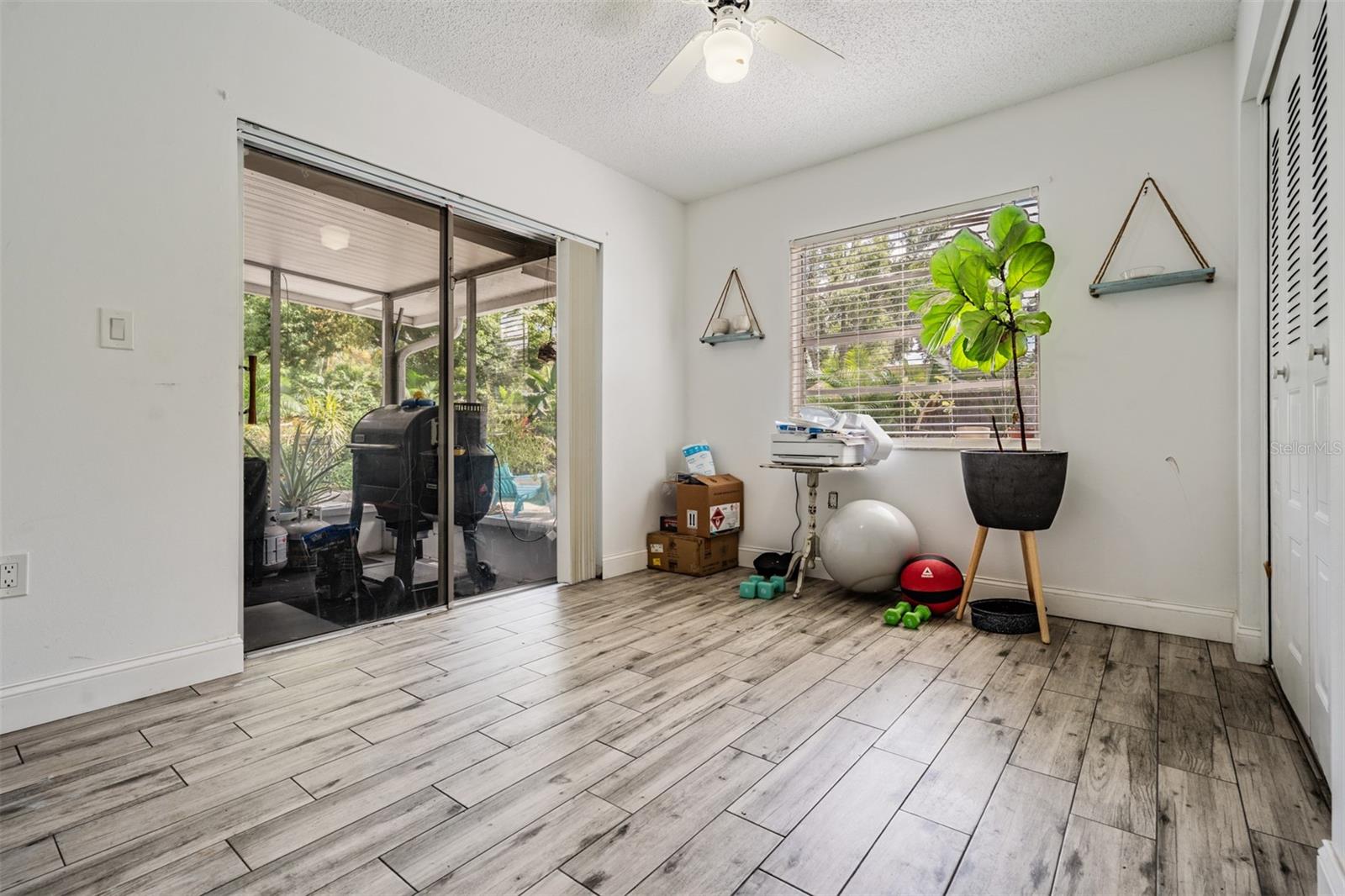 WILSHIRE ESTATES II - Residential