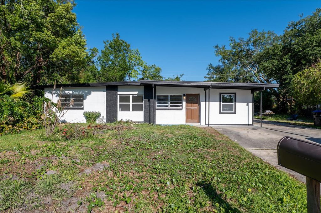 Photo of 309 Hope Circle, Orlando, FL 32811 (MLS # S5148288)