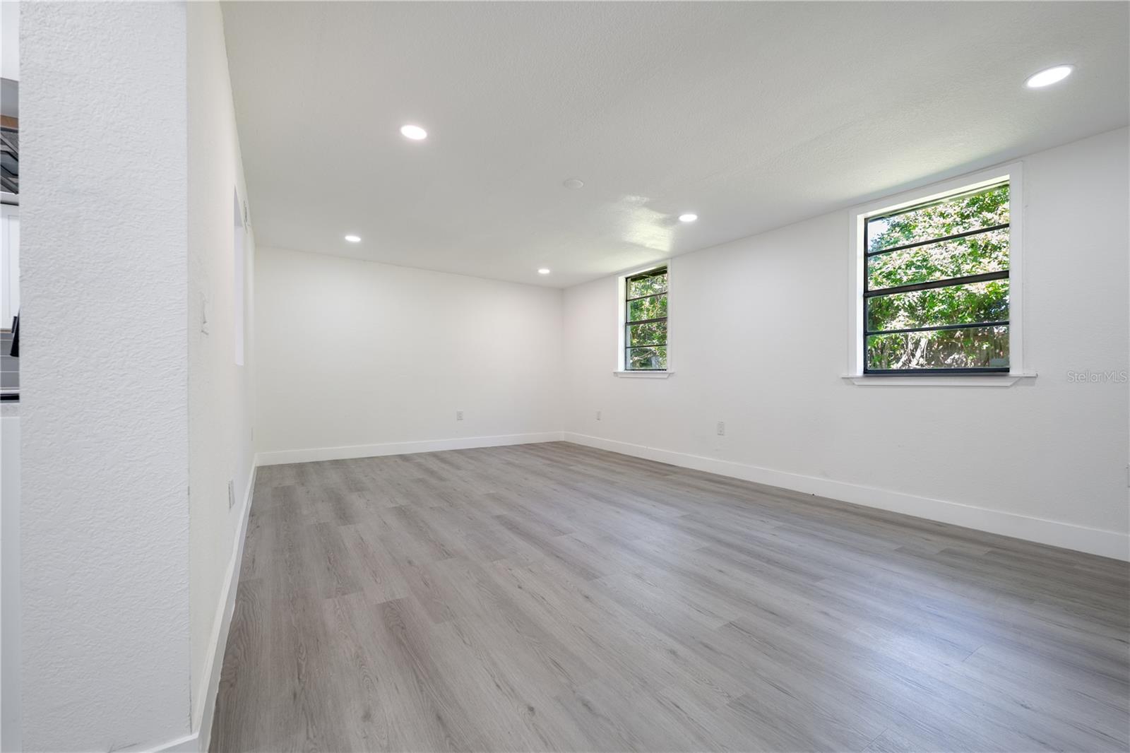 WESTSIDE MANOR SEC 01 REP - Residential