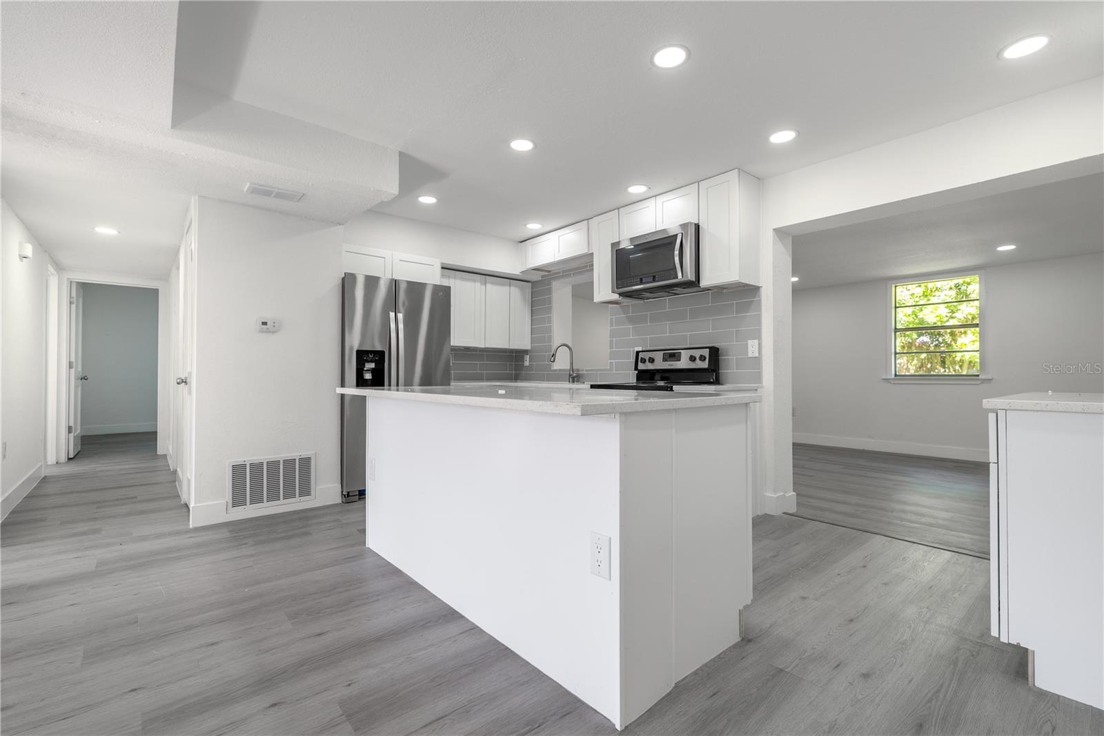 WESTSIDE MANOR SEC 01 REP - Residential