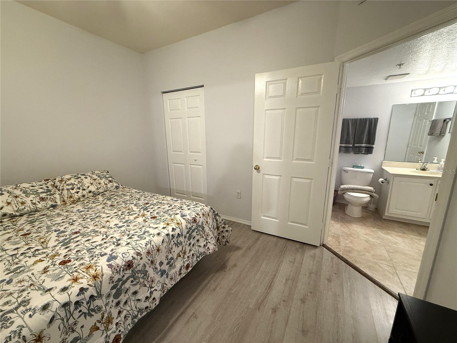 BEACHWAY CONDOS - Residential Lease