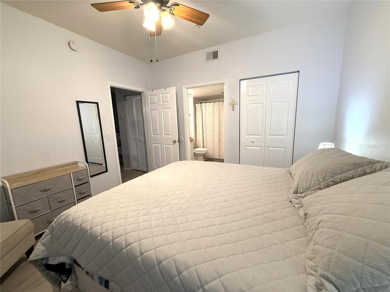 BEACHWAY CONDOS - Residential Lease