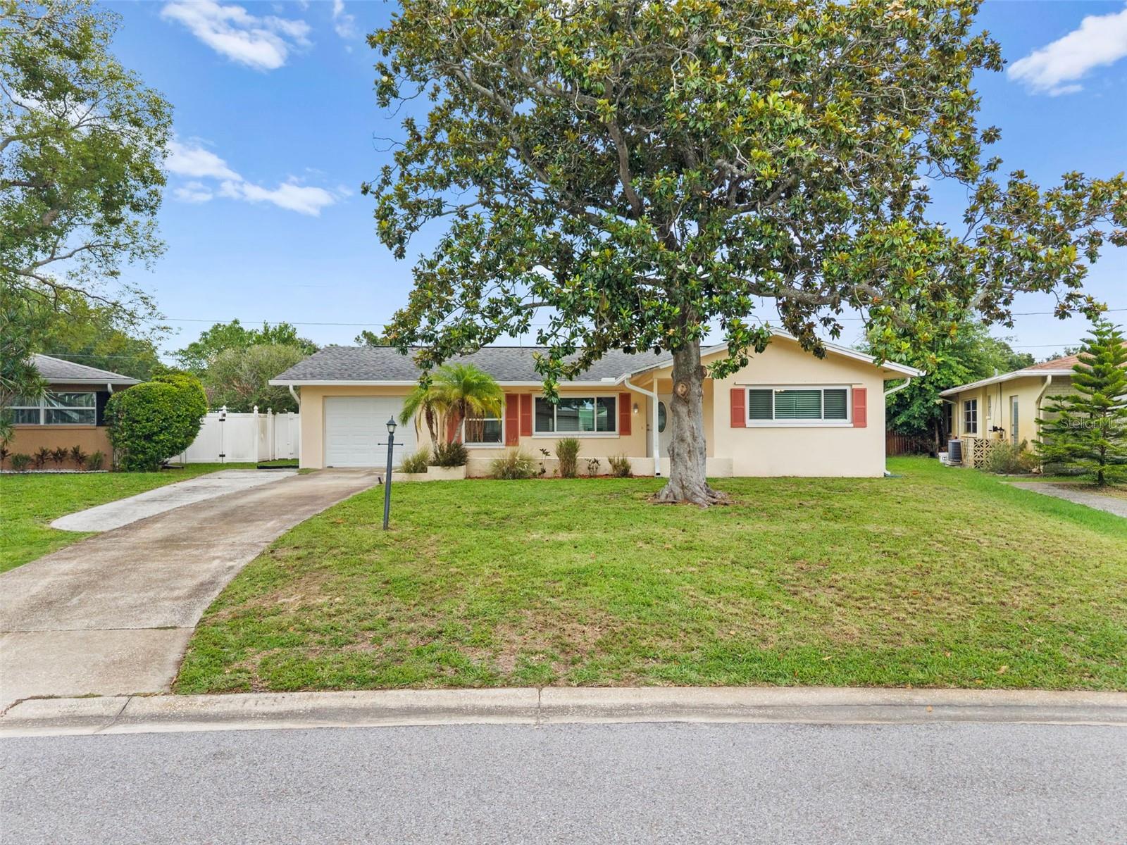 2169 PINE RIDGE DRIVE