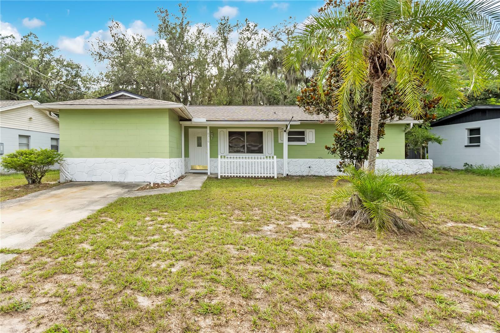 8316 TUPELO DR
