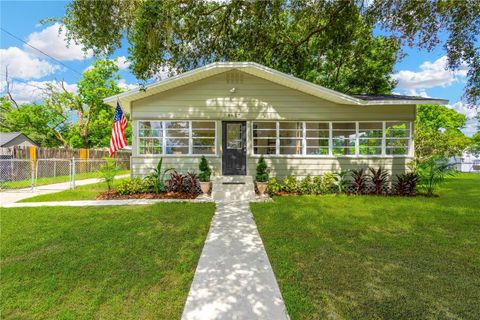 A home in TAMPA