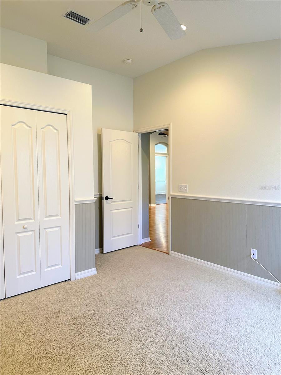 IVY LAKE ESTATES - Residential Lease