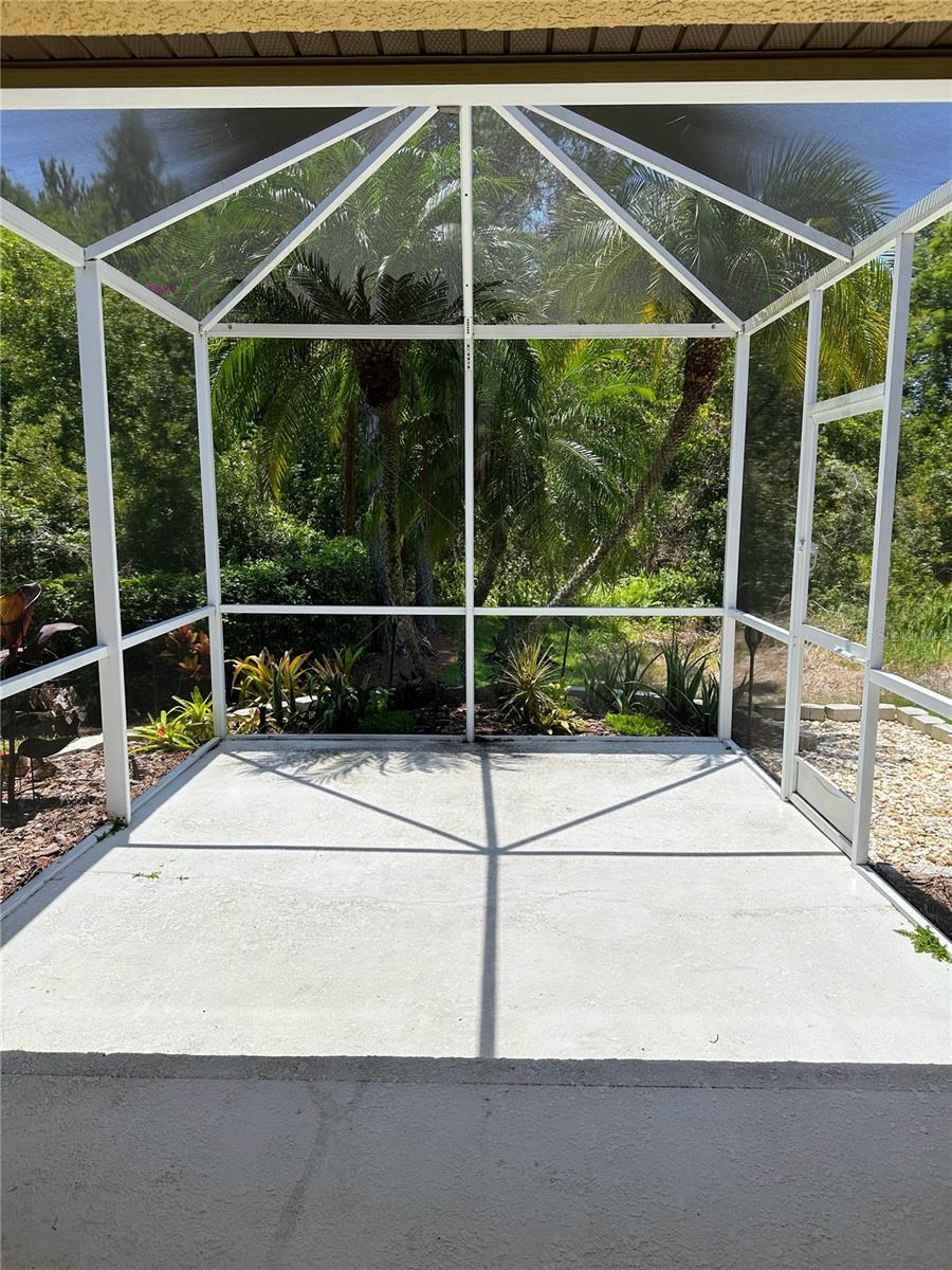 IVY LAKE ESTATES - Residential Lease