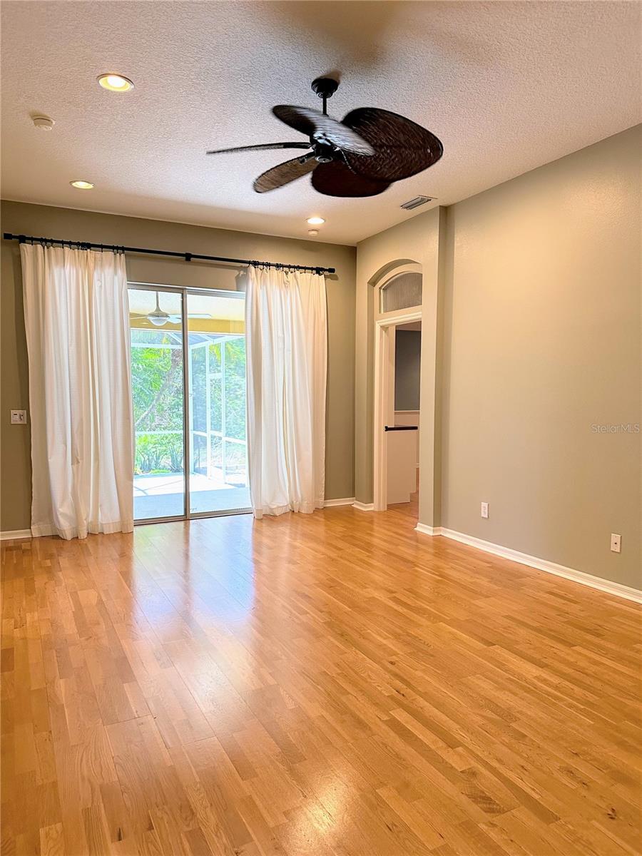 IVY LAKE ESTATES - Residential Lease