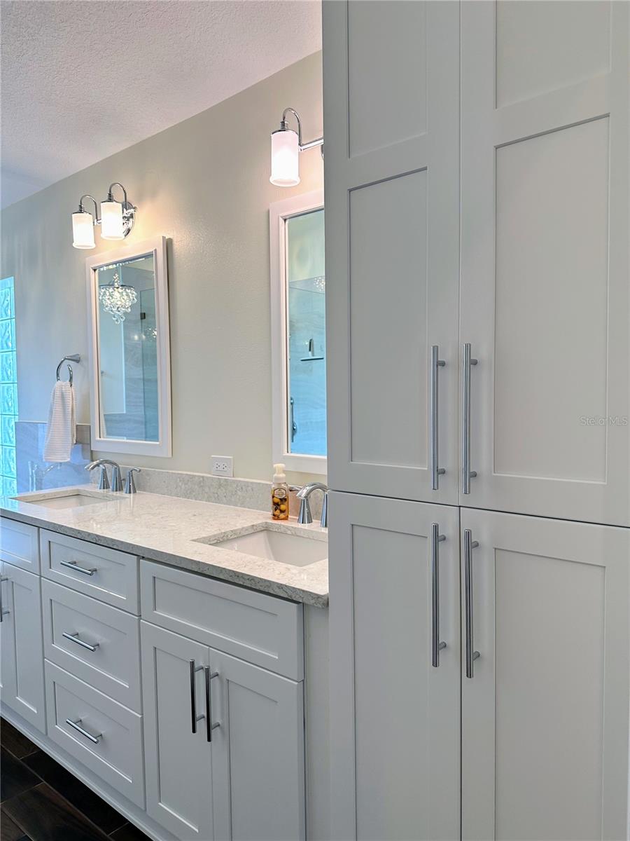 IVY LAKE ESTATES - Residential Lease