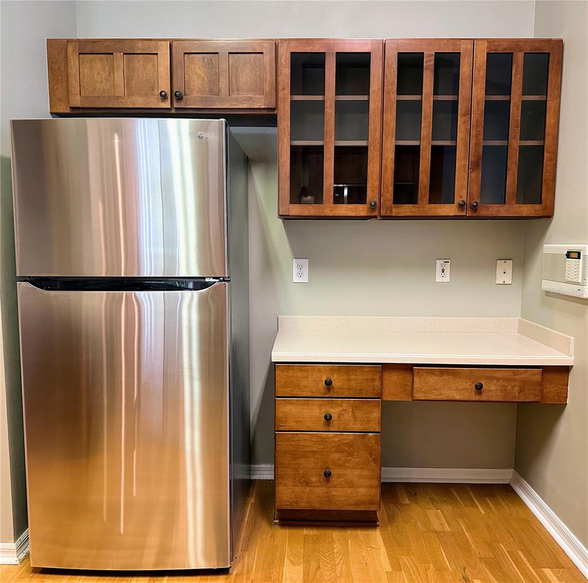 IVY LAKE ESTATES - Residential Lease