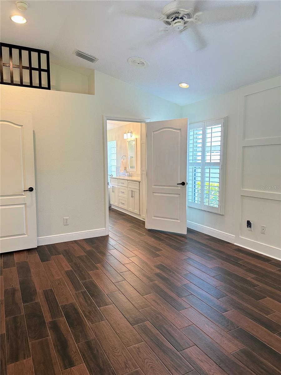 IVY LAKE ESTATES - Residential Lease