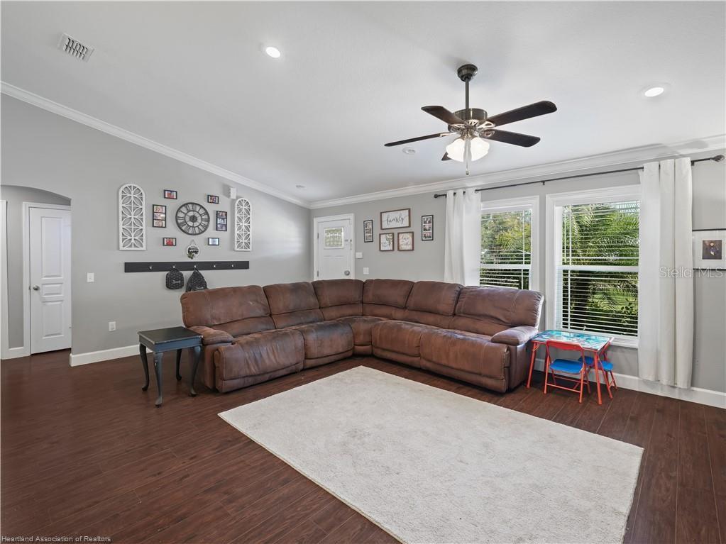 RIVERVIEW HEIGHTS SUB UNIT 1 - Residential