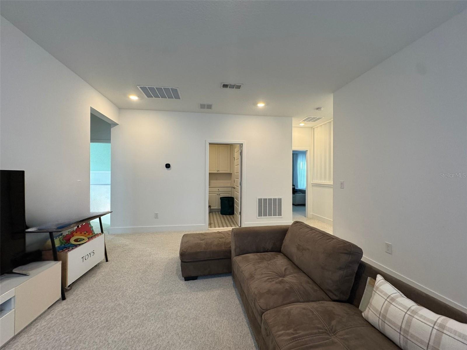 WINDING BAY PH 3 - Residential