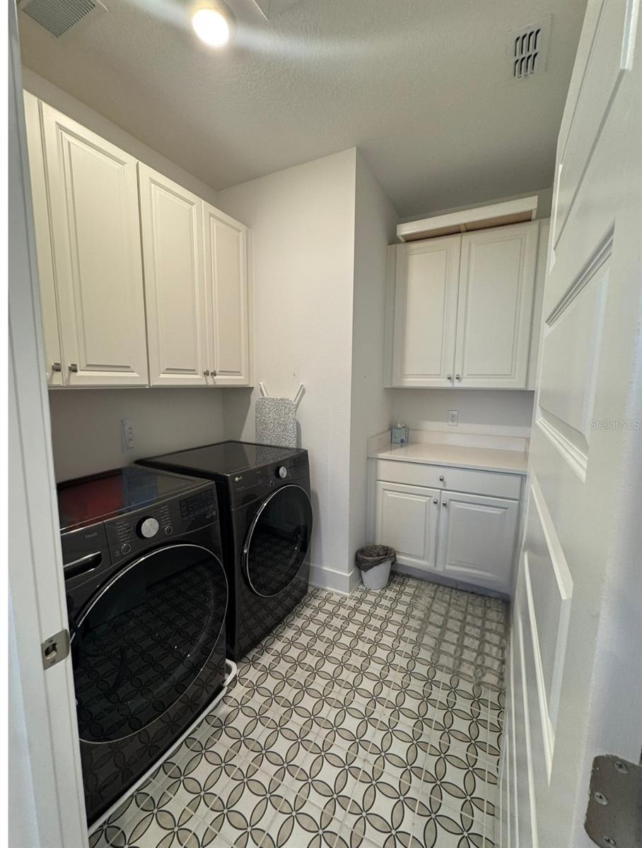 WINDING BAY PH 3 - Residential