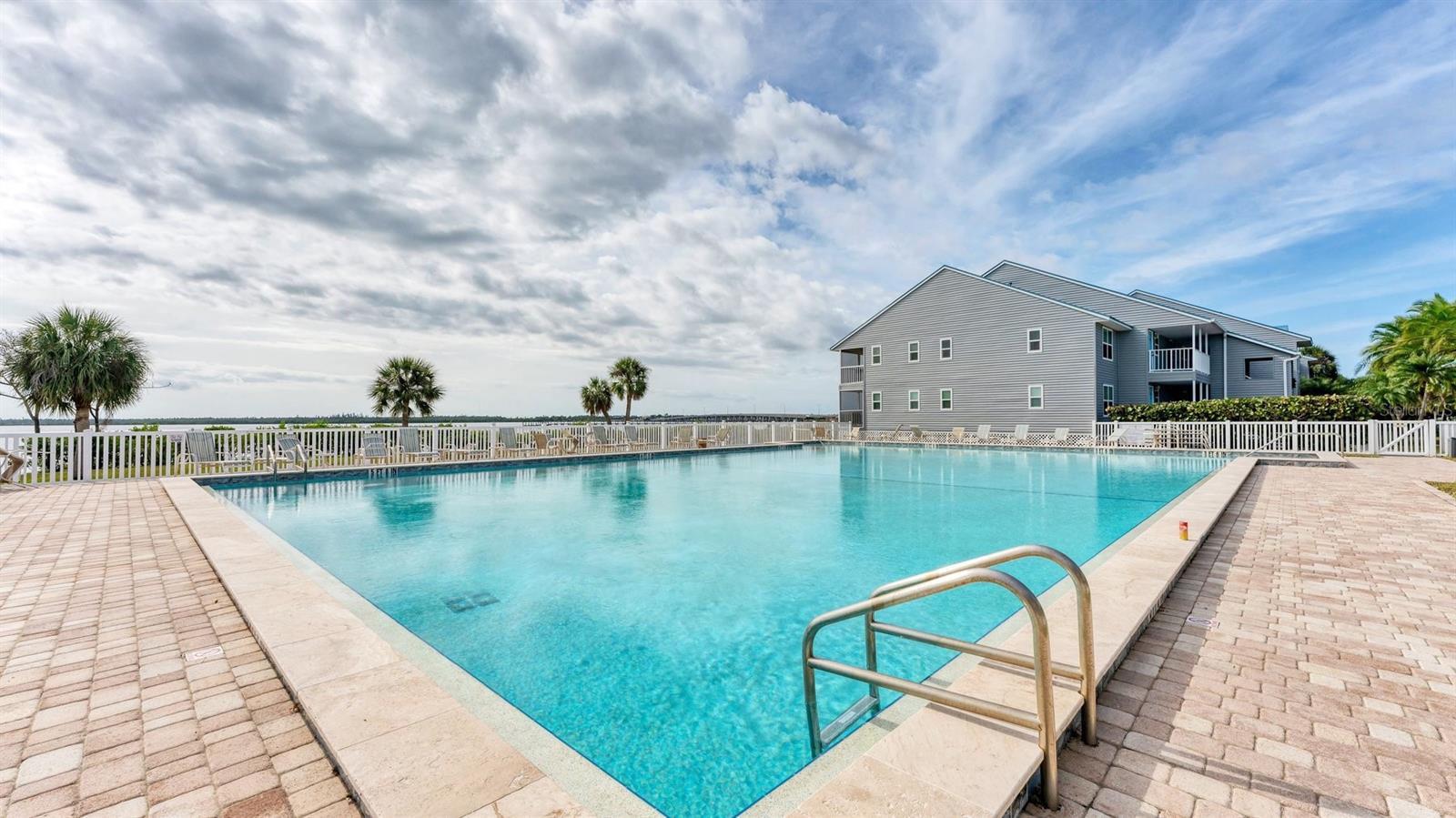 HARBOUR VILLAGE PH 02 - Residential