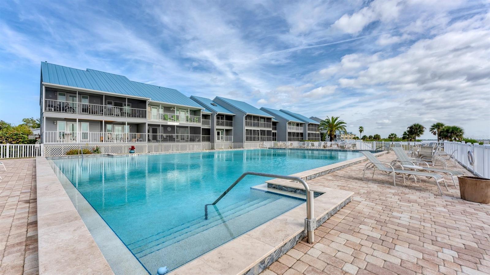 HARBOUR VILLAGE PH 02 - Residential