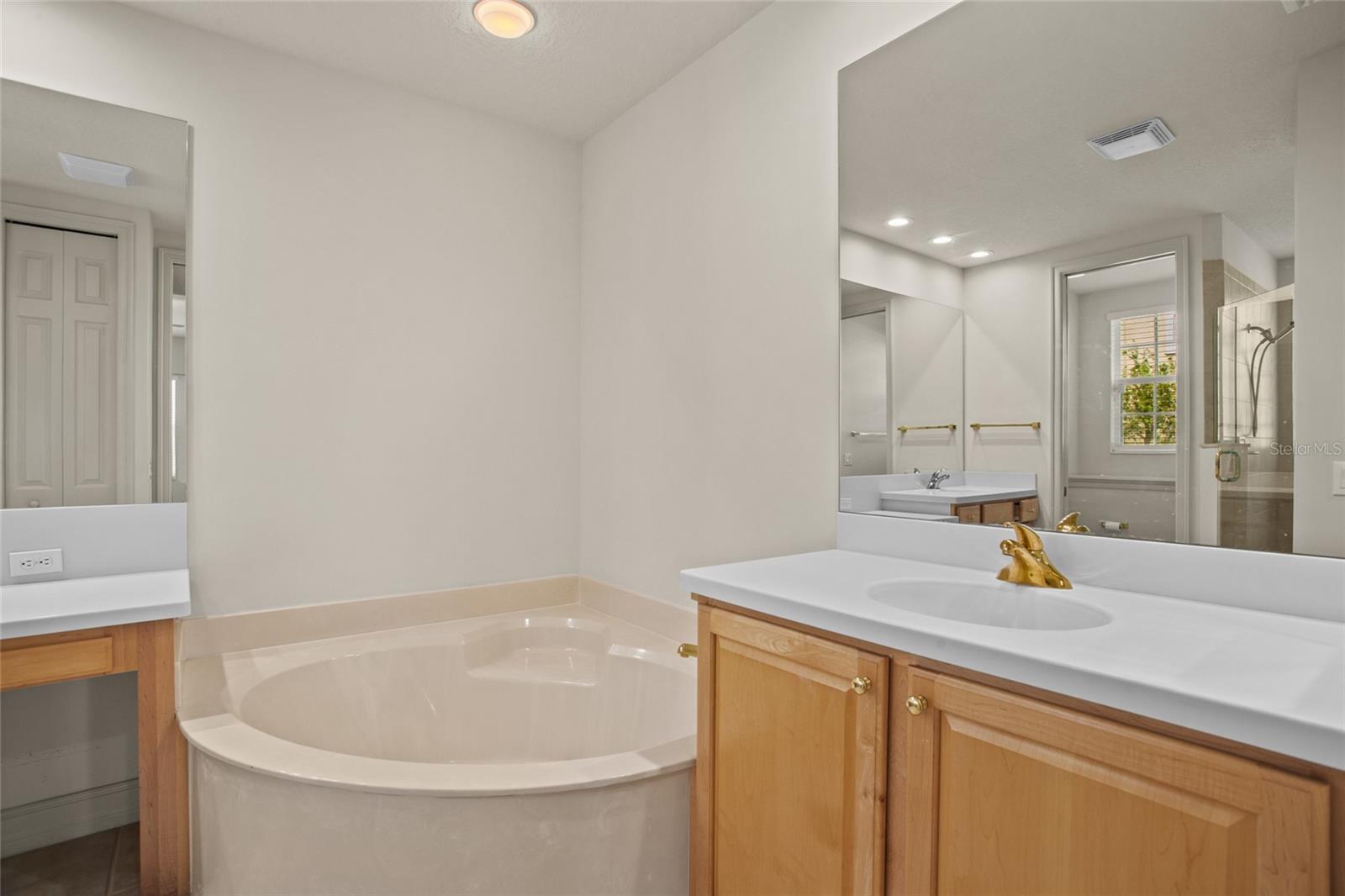MISSION CORONADO CONDO - Residential Lease