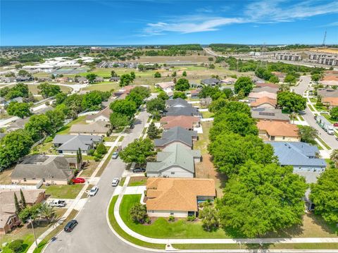 Tiny photo for 2505 Holly Berry Circle, Clermont, FL 34711 (MLS # G5111843)