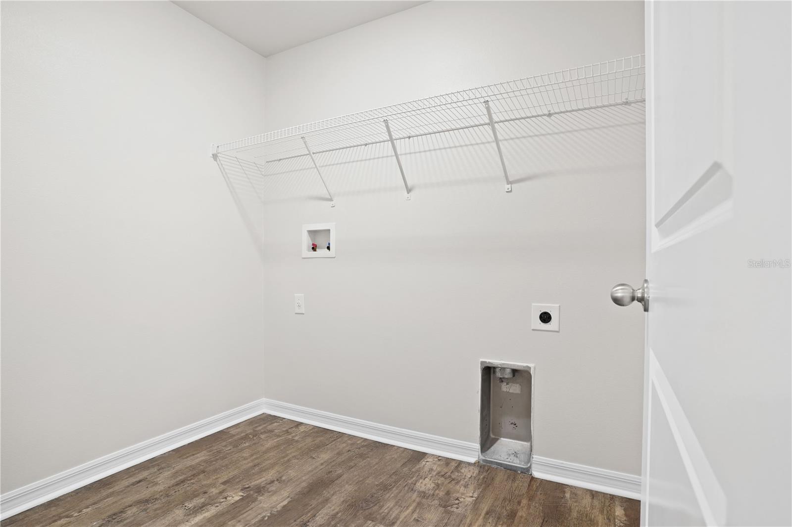 COASTAL WOODS UN B1 - Residential