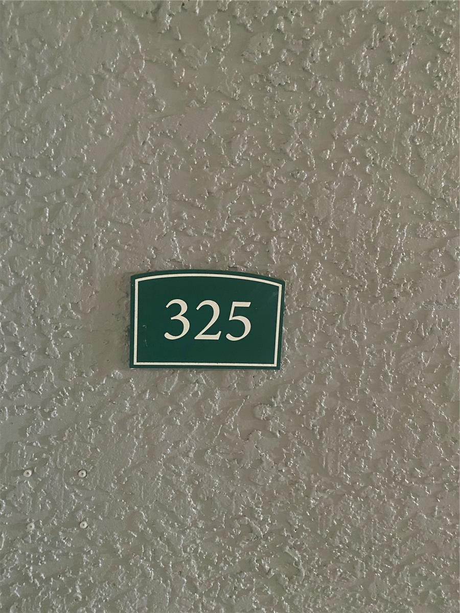 18001 RICHMOND PLACE DRIVE 325 - Photo 3