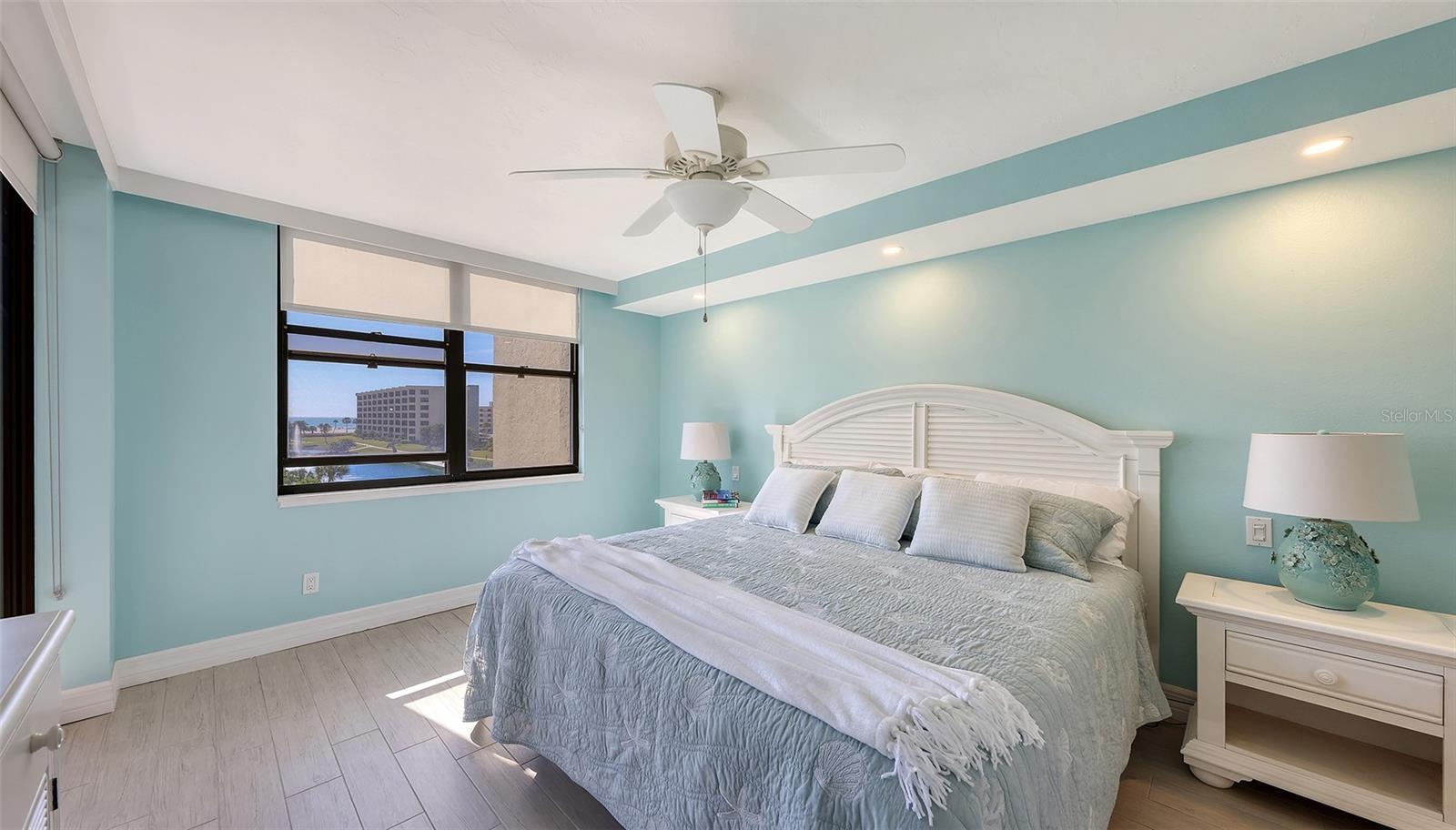 GULF & BAY CLUB PH 3 - Residential