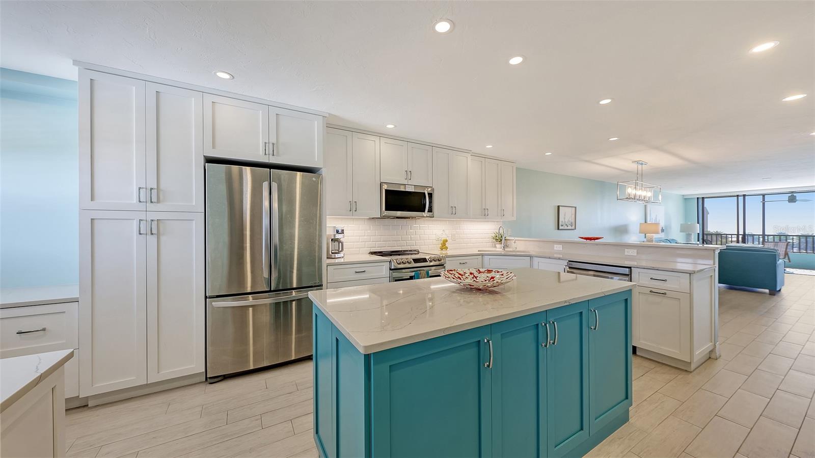 5770 MIDNIGHT PASS ROAD 404