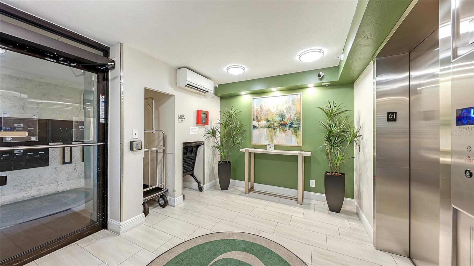 GULF & BAY CLUB PH 3 - Residential