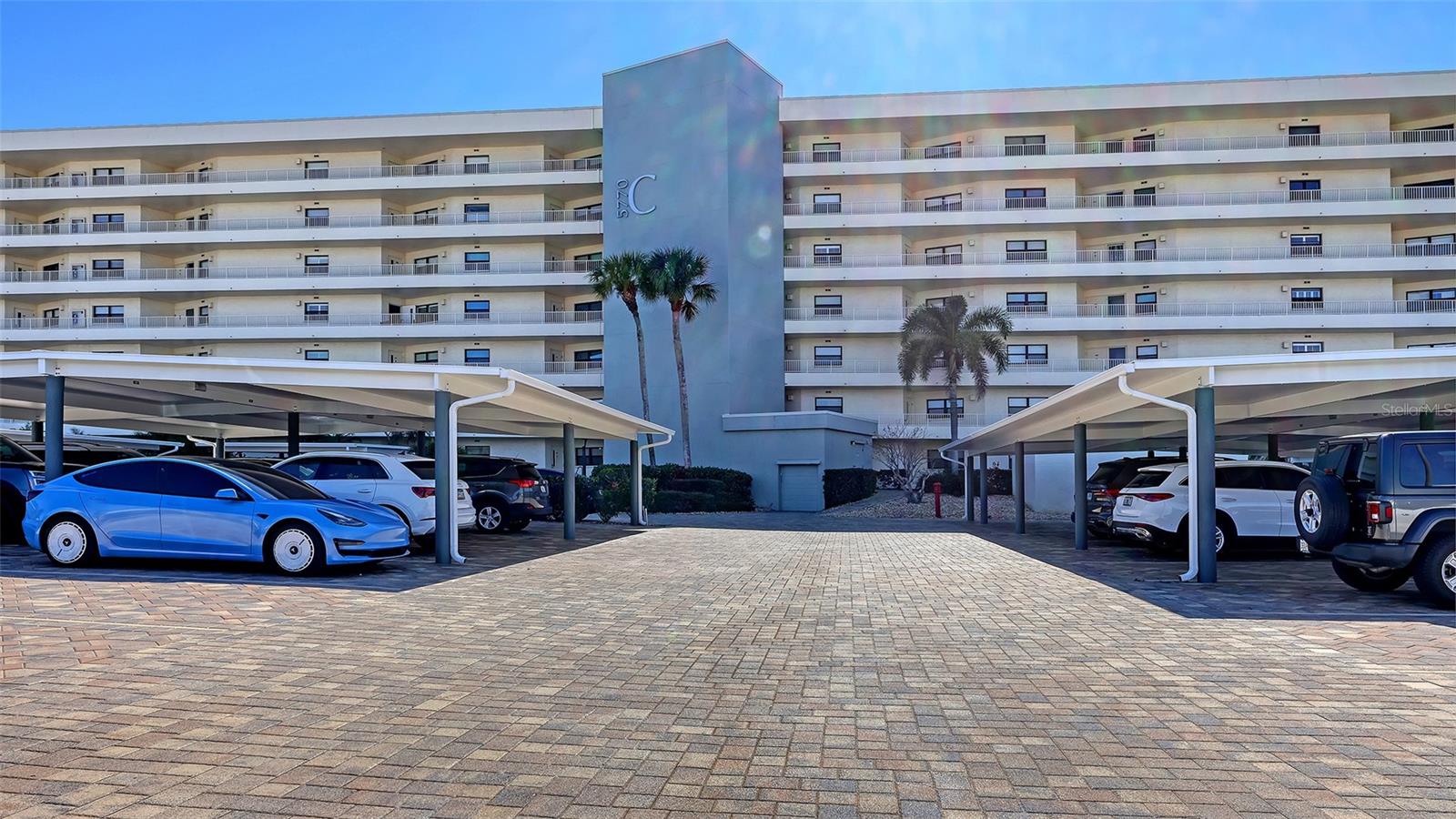 GULF & BAY CLUB PH 3 - Residential