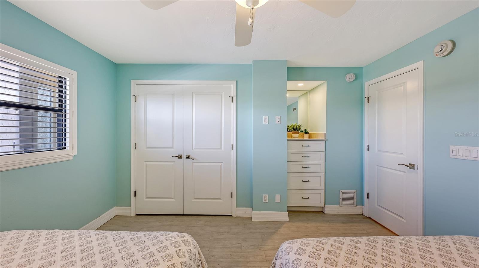 GULF & BAY CLUB PH 3 - Residential