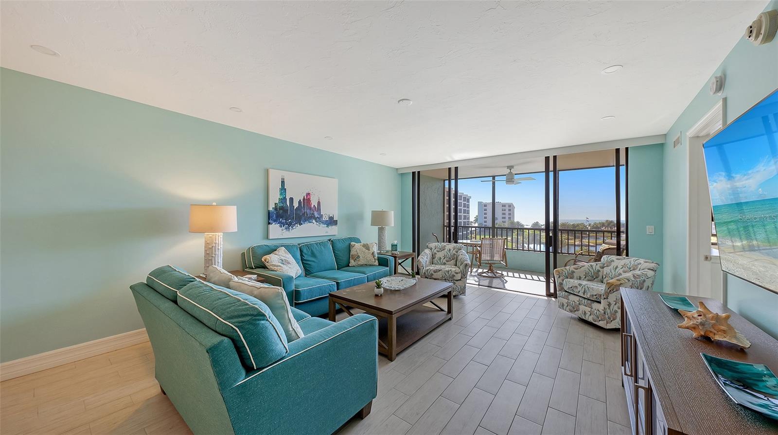 GULF & BAY CLUB PH 3 - Residential