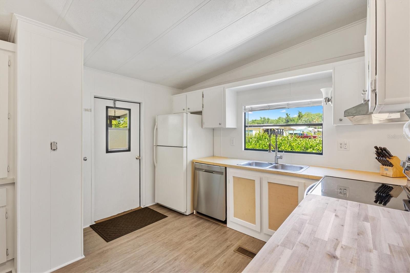 TIMBERWOODS ESTATES - Residential