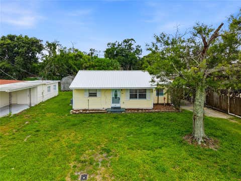 Photo of 128 NW 10th Drive, Mulberry, FL 33860 (MLS # TB8520100)