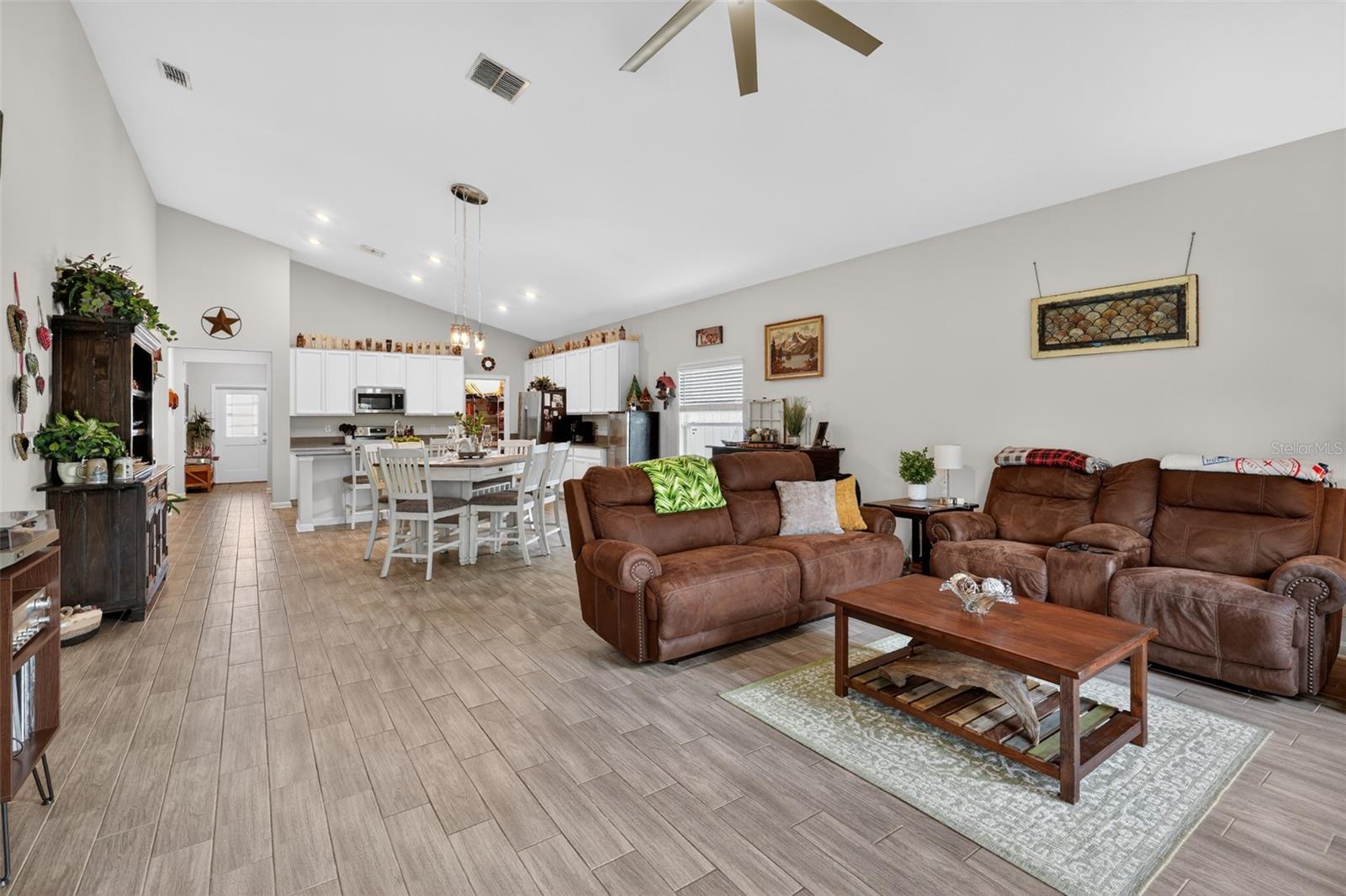 OLD HICKORY 60S - Residential