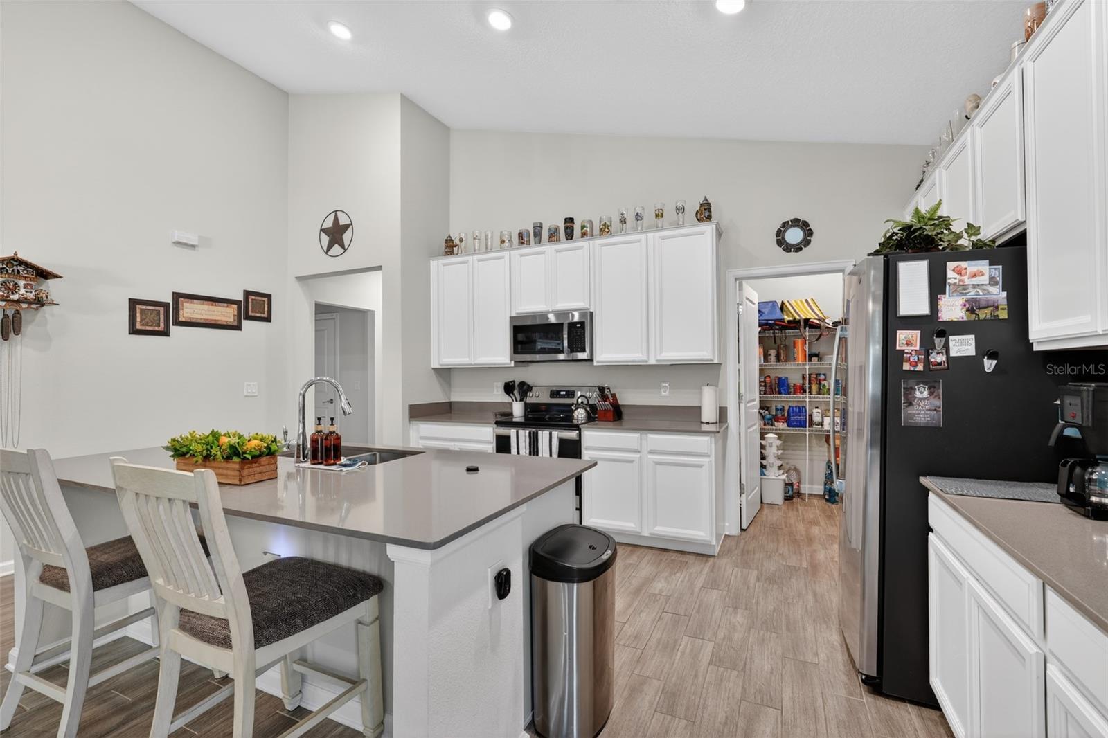 OLD HICKORY 60S - Residential