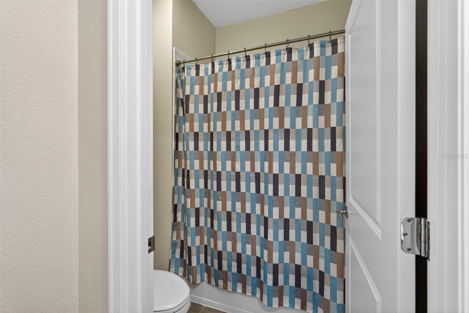 OLD HICKORY 60S - Residential