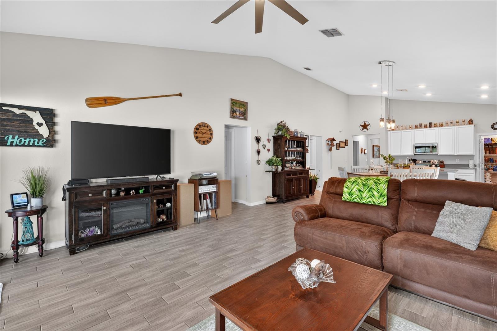 OLD HICKORY 60S - Residential