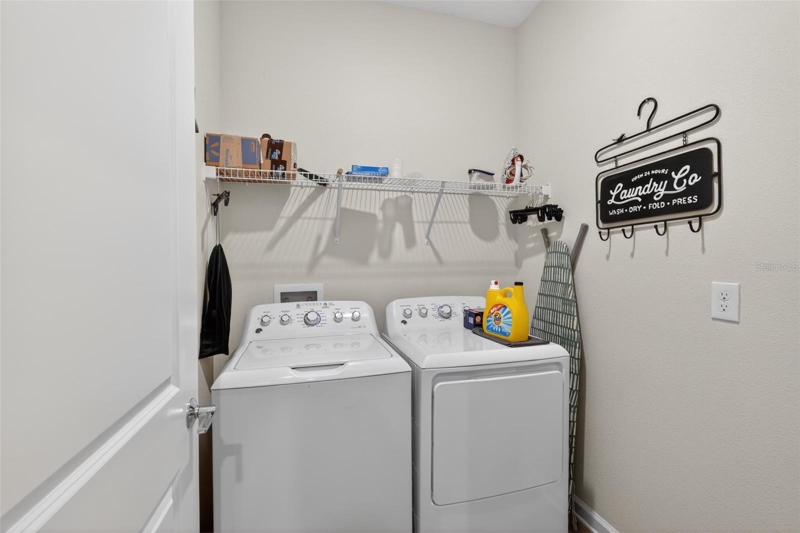 OLD HICKORY 60S - Residential