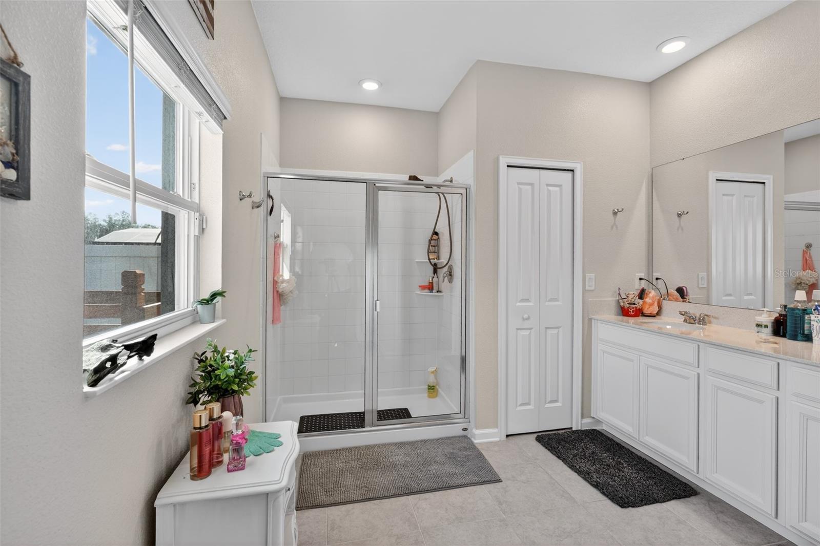 OLD HICKORY 60S - Residential