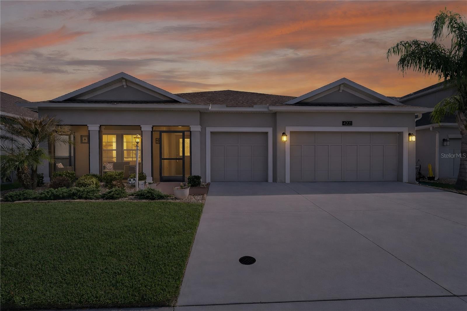 4221 HOLSTEIN STREET