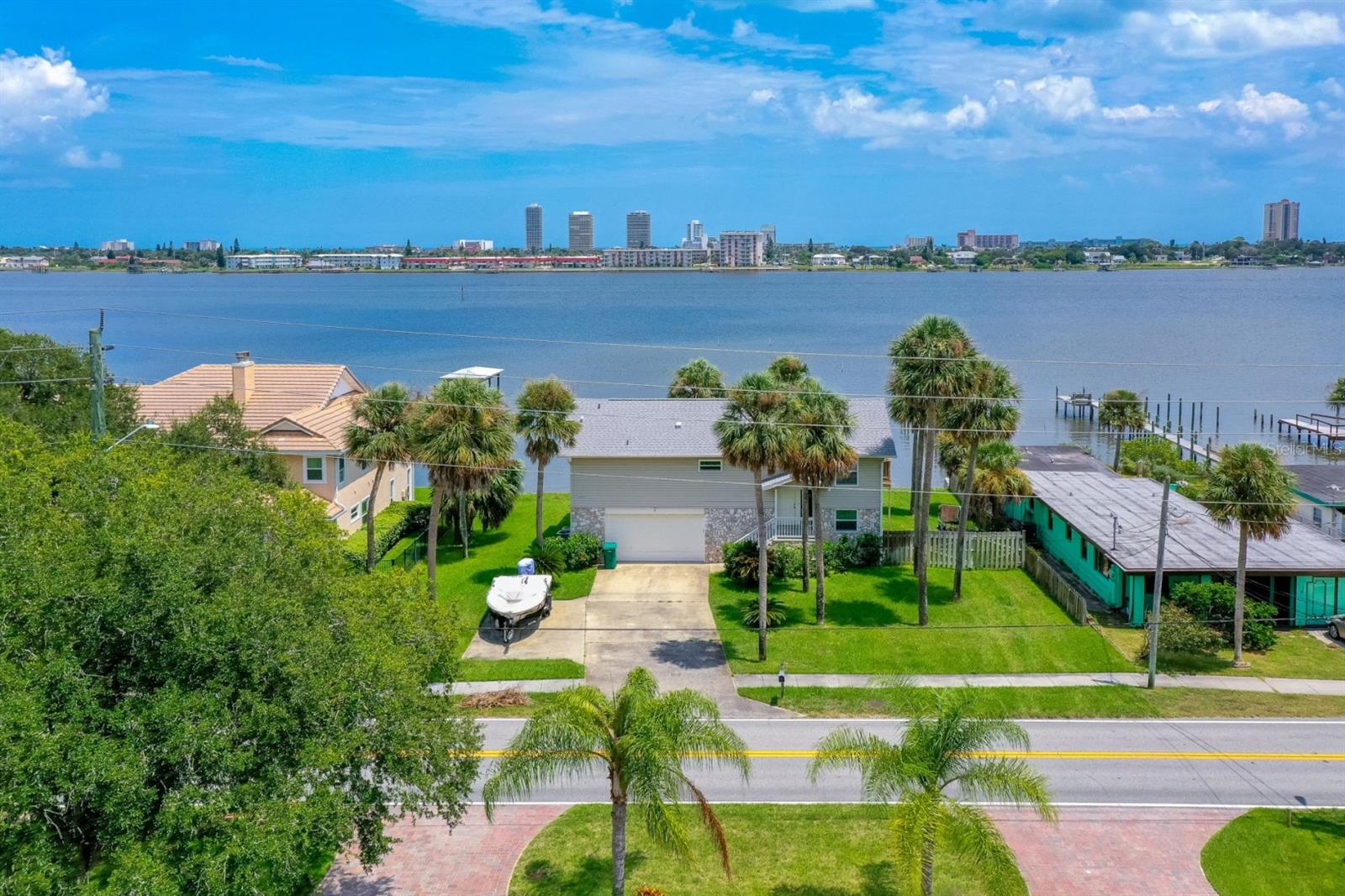 MC BRIDE HERNANDEZ GRANT - Residential