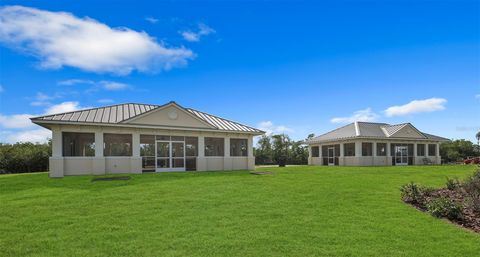 A home in SEMINOLE