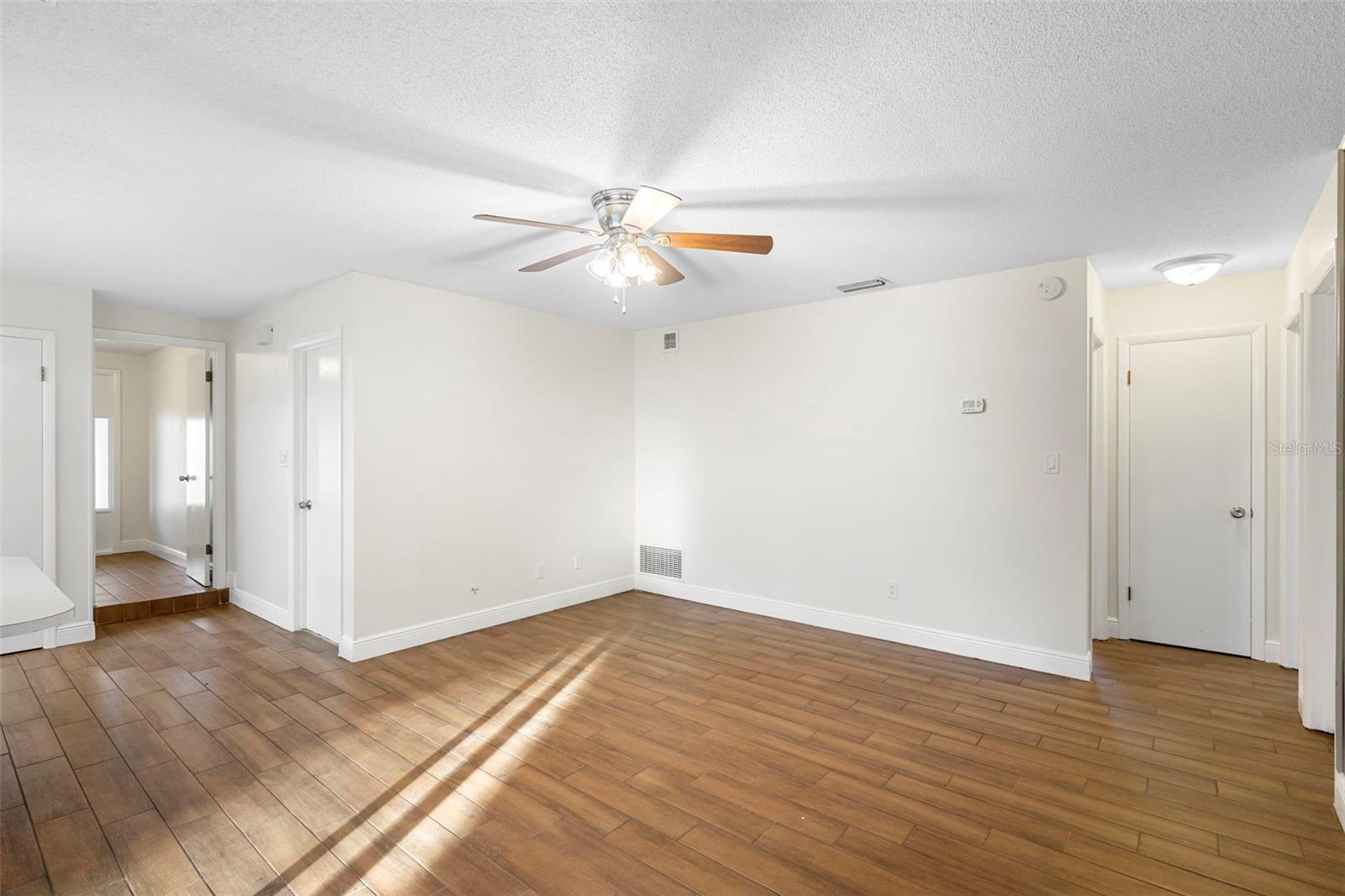 ROBIN HILL UNIT 3 - Residential